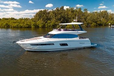 56' Prestige 2018 Yacht For Sale
